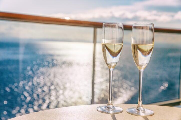 miami DINNER CRUISE with aura yacht charters