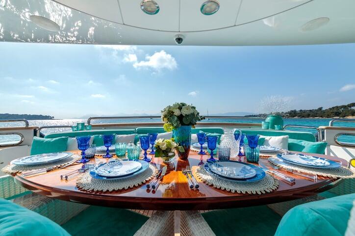miami dinner cruise with aura yacht charters
